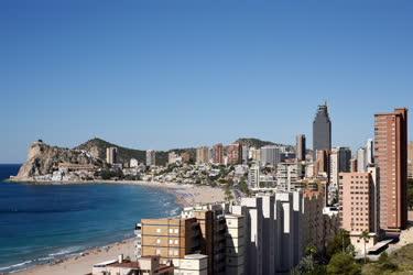 Idegenforgalom - Benidorm - A Poniente Beach