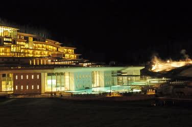 Idegenforgalom - Egerszalók - Saliris Resort SPA & Konferencia Hotel