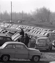 Kereskedelem - Átköltöztették a csepeli új gépkocsik telepét