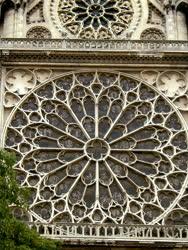 Párizs - A  Notre-Dame egyik rozettája