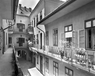 Műemlék - Az első emeletes lakóház Budán