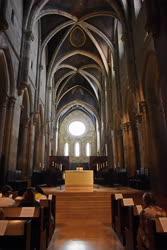 Egyház - Pannonhalmi Bencés Főapátság Szent Márton Bazilika