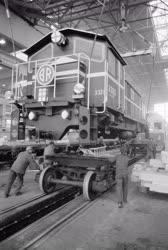 Ipar - Járműgyártás - A Ganz-MÁVAG Vasúti Járműgyárában