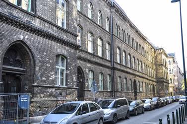 Oktatás - Budapest - Szent Benedek Iskola