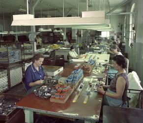 Ipar - Játékgyártás az Elzettben