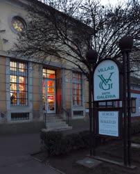 Épület - Debrecen - A Villás Galéria és Aukciósház épülete