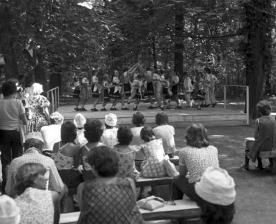 Kulturális kapcsolat - Nemzetközi gyermek- és folklórtábor Kalocsán