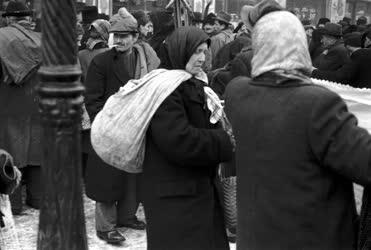 Életkép - Kereskedelem - Tél a Telekin