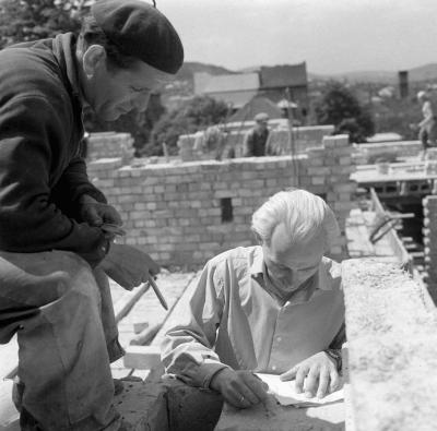 A szerző válogatása - Családiház építkezések a Nap-hegyen