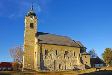 Egyház - Feldebrő - Szent Márton-templom és altemplom