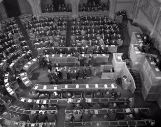 Belpolitika - Az Országgyűlés 1966 januári ülésszaka