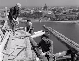 Építőipar - A Budai Vár felújítása