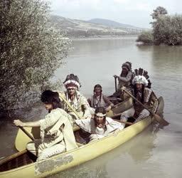 Szabadidő - Játék - Indián tábor a Kőgeszteli-szigeten