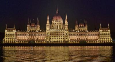 Épület - Budapest - A Parlament épülete