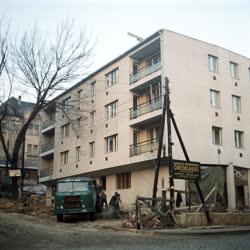 Lakáspolitika - Építőipar - Átadás előtt álló OTP-öröklakások