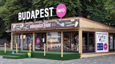 Idegenforgalom - Budapest Info pavilonja