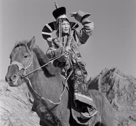 Életkép - Kultúra - Mongol menyasszony
