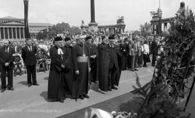 Nagy Imre és társai búcsúztatása - Hősök tere