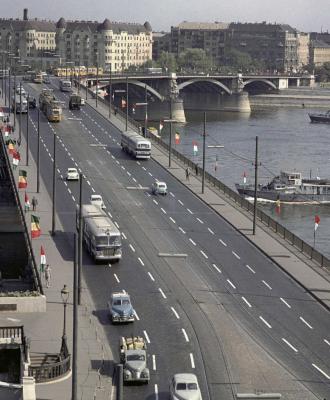 Városkép - Közlekedés - Forgalom a Margit hídon