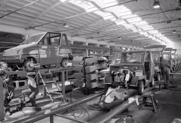 Ipar - Járműipar - Megkezdődött a Puli személygépkocsik gyártása