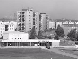 Városkép - József Attila-lakótelep - Pest-Buda Mozi