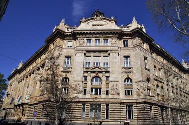 Épület - Budapest - A Magyar Nemzeti Bank épülete