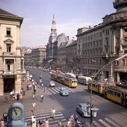 Városkép - Budapesti közlekedés - Blaha Lujza tér