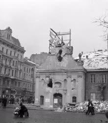 Városkép - Budapest az 1956-os forradalom és szabadságharc után