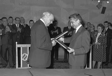 Külpolitika - Magyar-szovjet hosszú távú megállapodás