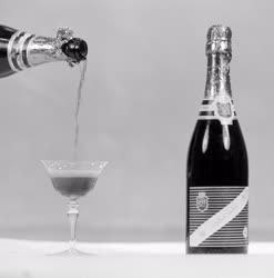Borászat - Új pezsgőfajta készül az év végi ünnepekre