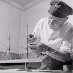 Szabadidő - Hobby - Hajómodellező szakkör a MAHART-nál