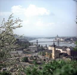 Városkép - Életkép - Budapest