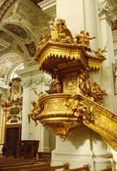 Németország - Passau - Aranyozott szószék a katedrálisban
