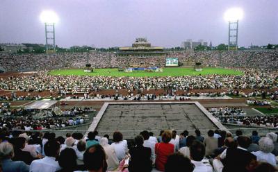 Vallás - Billy Graham a Népstadionban