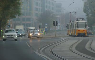 Időjárás - Budapest - Ködös őszi reggel a fővárosban