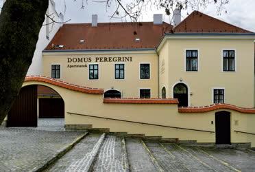 Idegenforgalom - Győr - Domus Peregrini Apartmanok