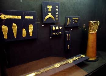 Múzeum - Kecskemét - A kunbábonyi aranylelet