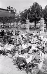 Vendéglátás - Szabadidő - A Strand Étterem Siófokon