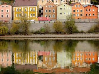 Németország - Passau - Városka a Duna partján