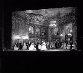A denevér - bemutató az Operaházban