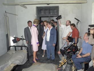 Látogatás - Diana hercegnő a pasaréti filmstúdióban