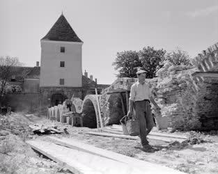 Kultúra - A sárvári vár rekonstrukciója 