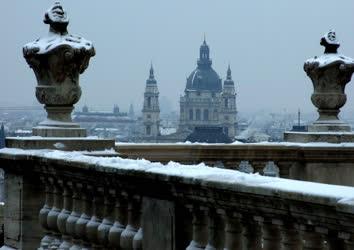 Városkép - Budapest - A Bazilika látványa a Budai Várból
