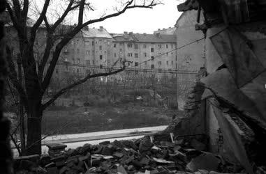 Romos Budapest - Vöröskereszt Erzsébet Kórház romjai