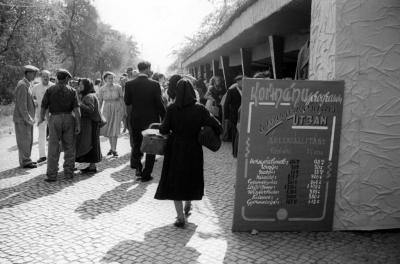 Kereskedelem - A Szekszárdi Vidám Vásár