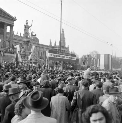 Ausztria - Az Osztrák Kommunista Párt ünnepi gyűlésén