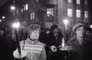 Belpolitika - Békenagygyűlés a Kossuth Lajos téren