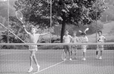 Sport - Tenisztanfolyam gyerekeknek