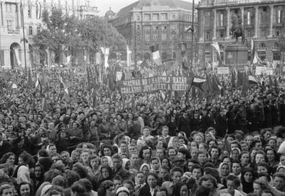 Belpolitika - Magyar Nők Demokratikus Szövetsége