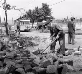 Közlekedés -  Megkezdték a Gellért rakpart korszerűsítését